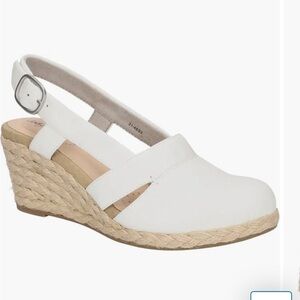 Easy Street Stargaze White Espadrille Wedge Pump Size 11